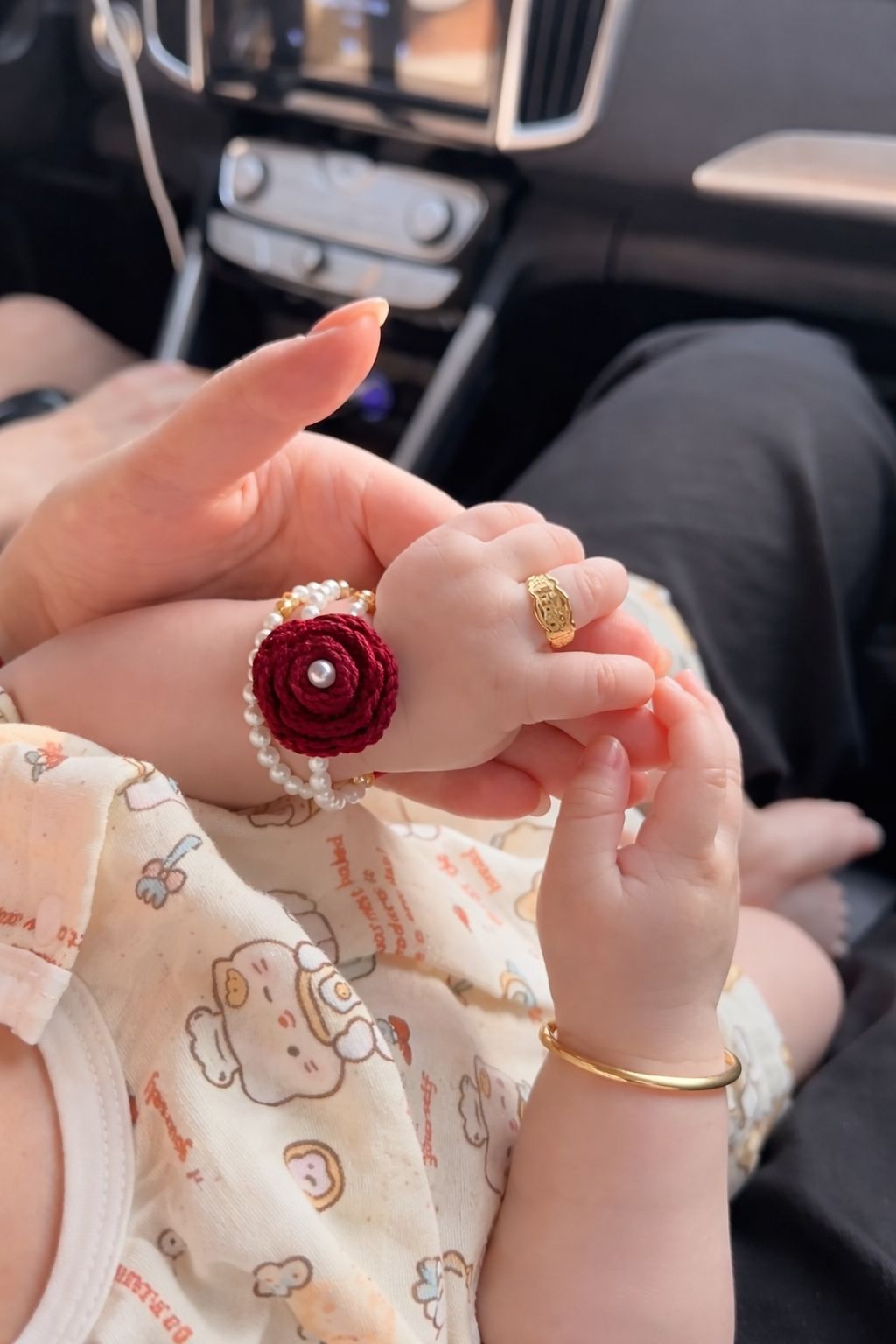 Crochet Baby Red Flower Gajra
