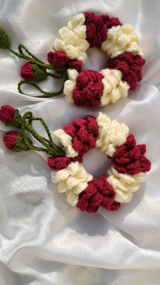 Crochet Red and White Wrist Gajra