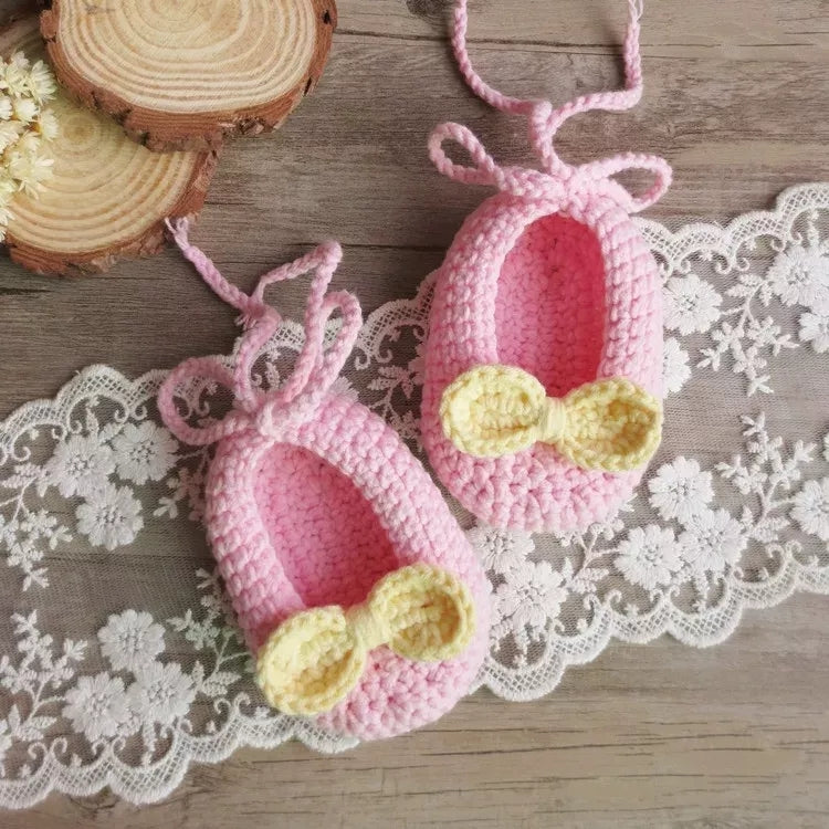 Handmade crochet baby bow sandals