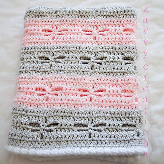 Crochet baby blanket in pink and grey dragonfly stitch