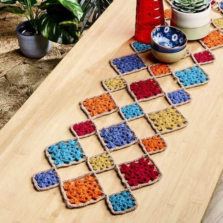 Fall Colors Table Runner (Pre-Order Only)