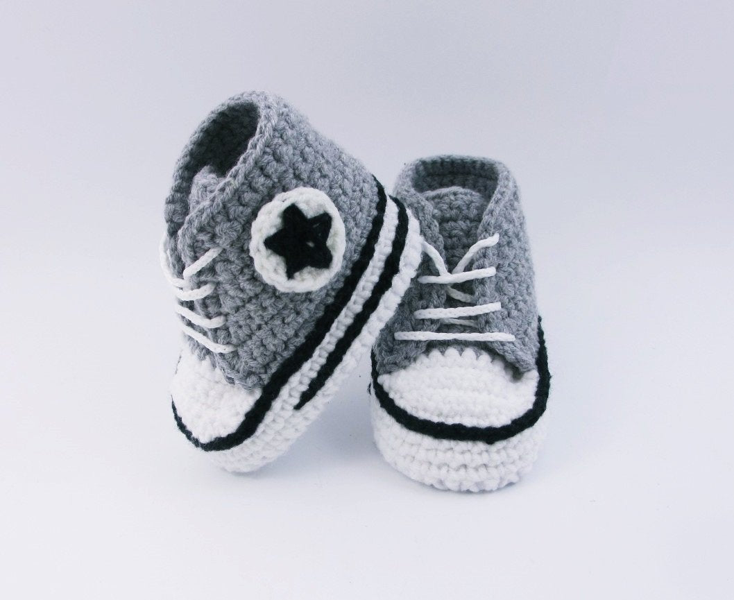 Crochet Baby Booties (0-6m)