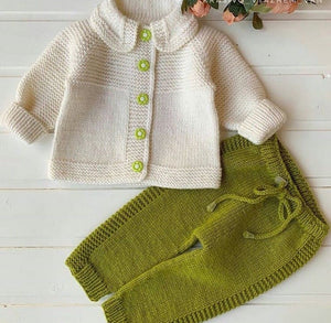 Handmade Outfit - Size: 0-12M