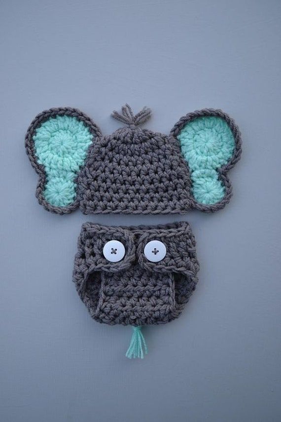 Handmade Crochet Baby Outfit- Size: 0-12M
